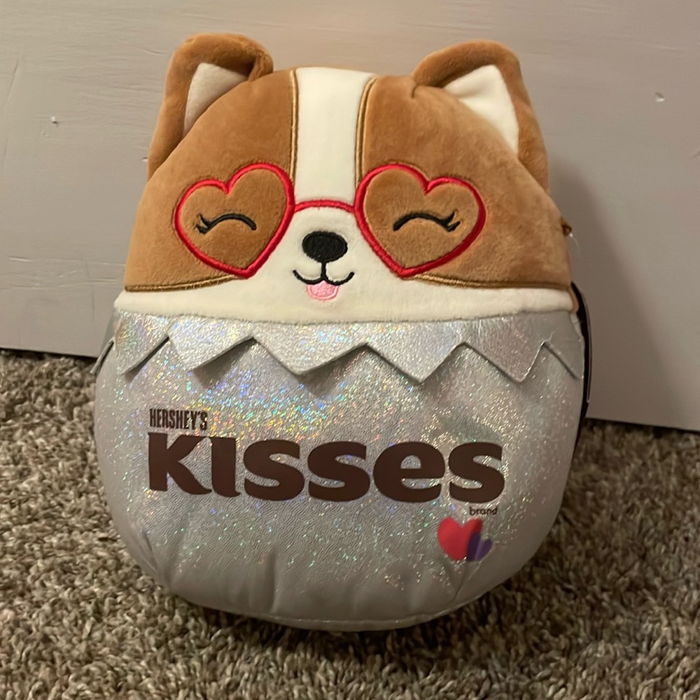 Hershey dog squishmallow